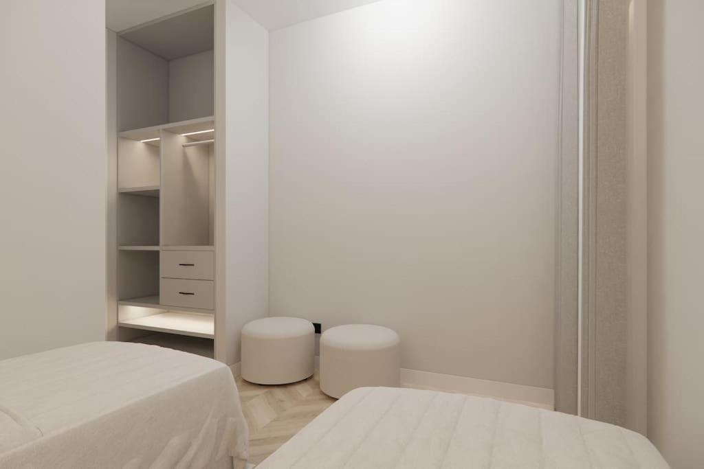 Gran Via Xvii Calle Fuencarral 6br 7bh Apartament